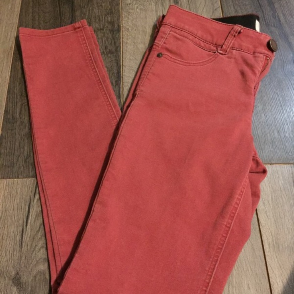 Skinny jeans